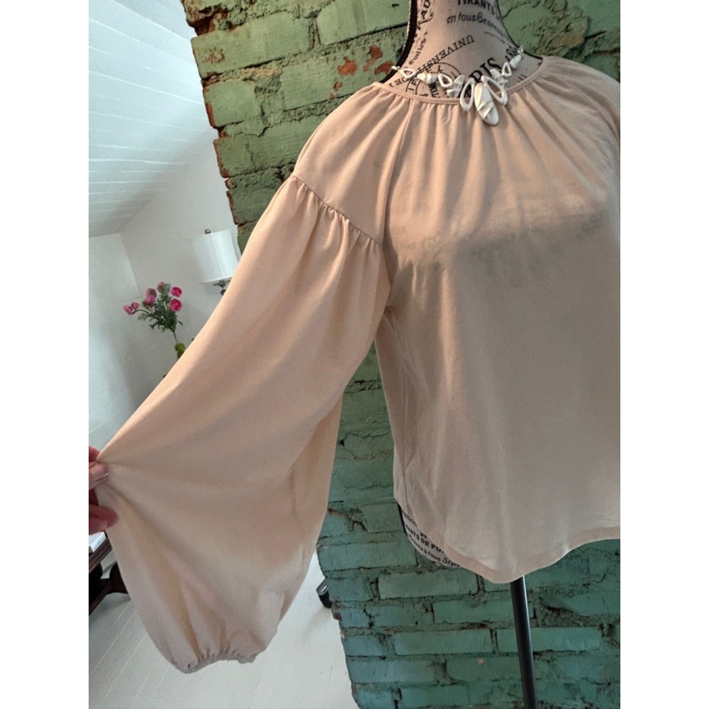 A New Day Bellow Sleeved Blouse - Picture 3 of 4